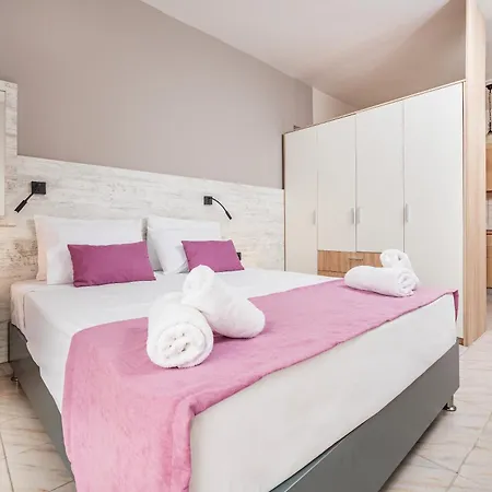 Apartman City Life Marina No. 15